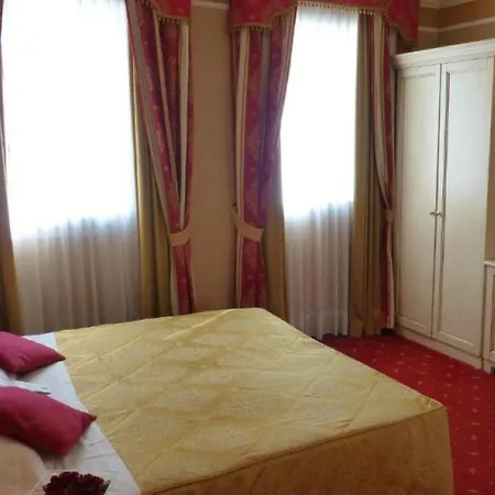 Ih Admiral 4* Padova
